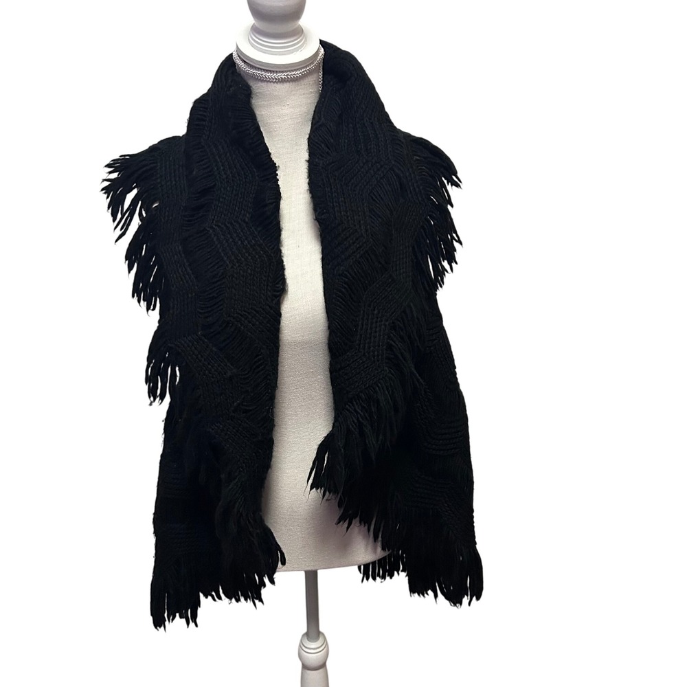 Sioni Black Crochet‎ Fringe Shawl Wrap Scarf Women's S/M Wool
